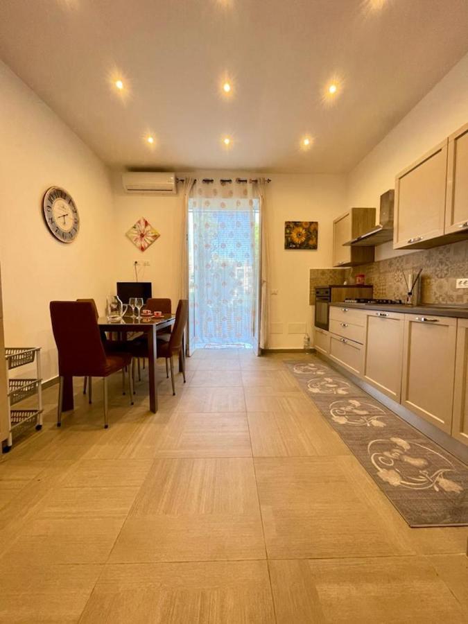 Lilibet Apartment Palermo Exterior photo
